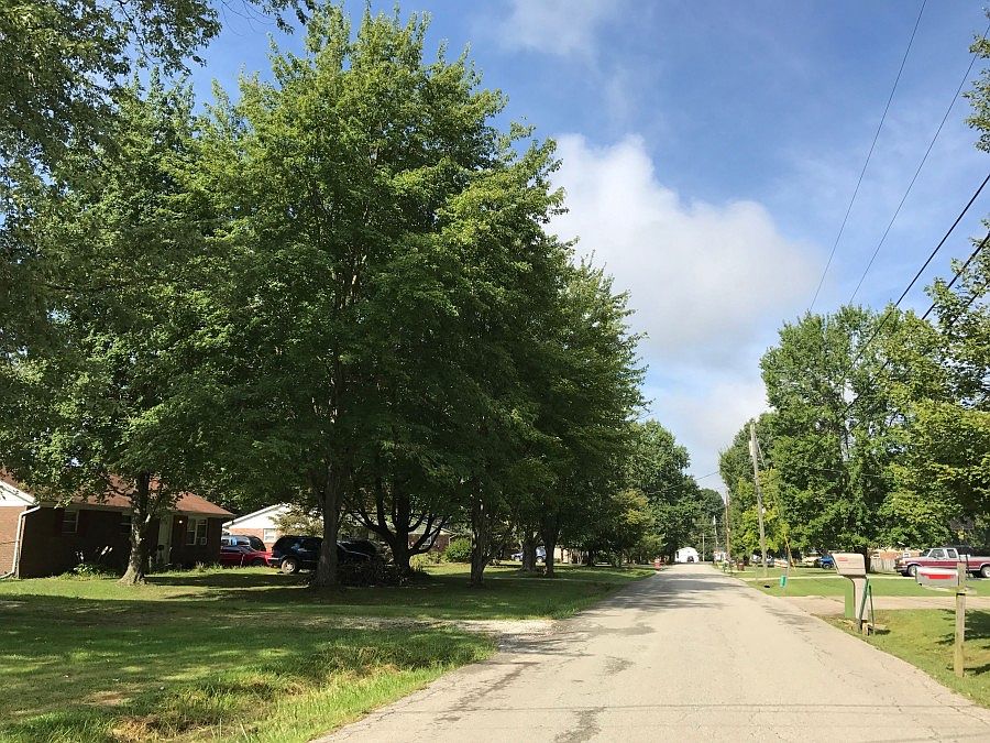 2nd image of 2084 Harvey Rd
