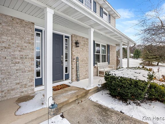 4th image of 7133 Russet Vista Dr NE