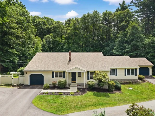 34 Old Milford Rd, Amherst, NH 03031