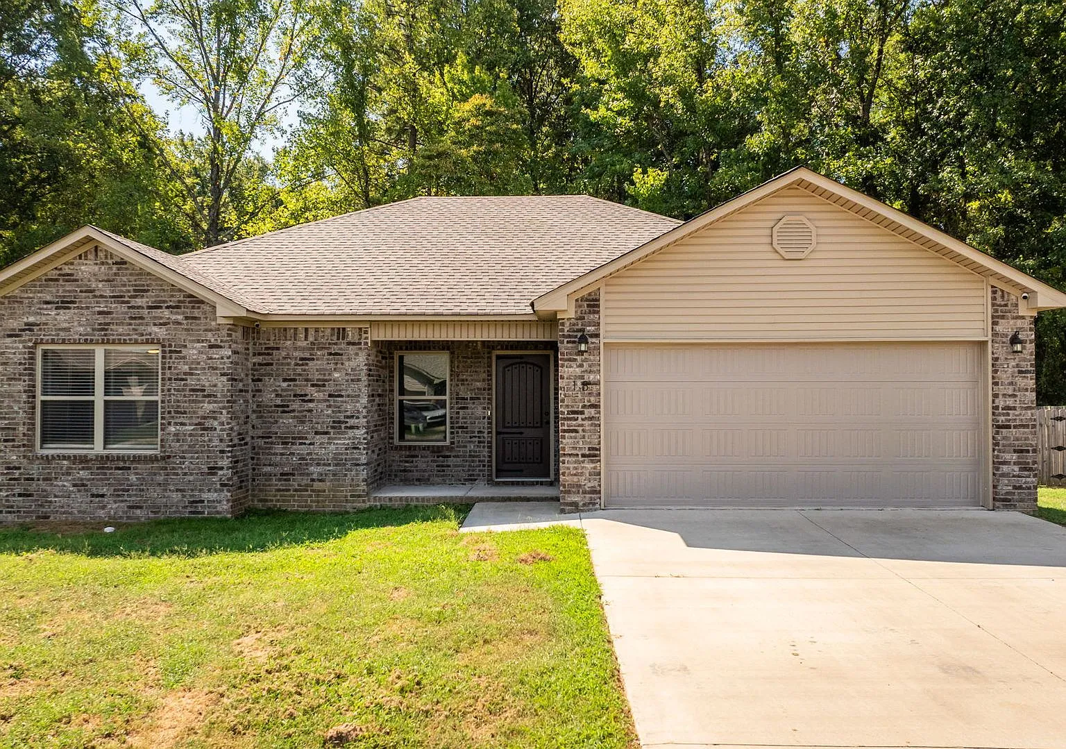 3BR/2BA Home with 2-Car Garage & Fenced Yard in Ward Available Now — Photo 1