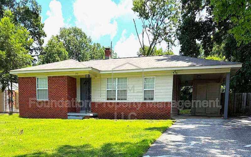 1st image of 3710 Elm Park Rd