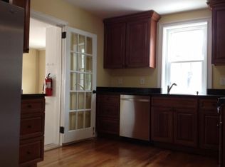 923 County Line Rd, Bryn Mawr, PA 19010