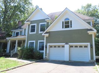 480 Eastwood Dr, Cutchogue, NY 11935