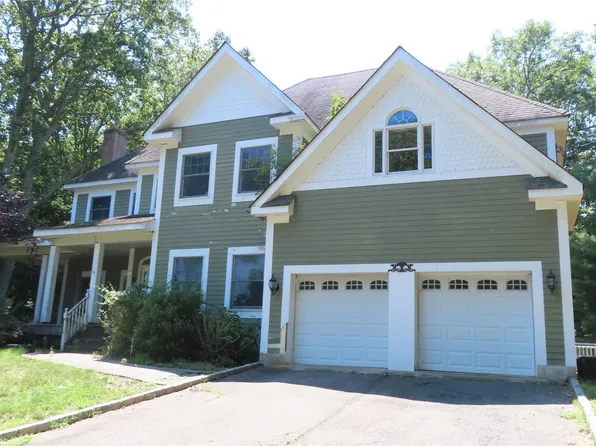 480 Eastwood Dr, Cutchogue, NY 11935