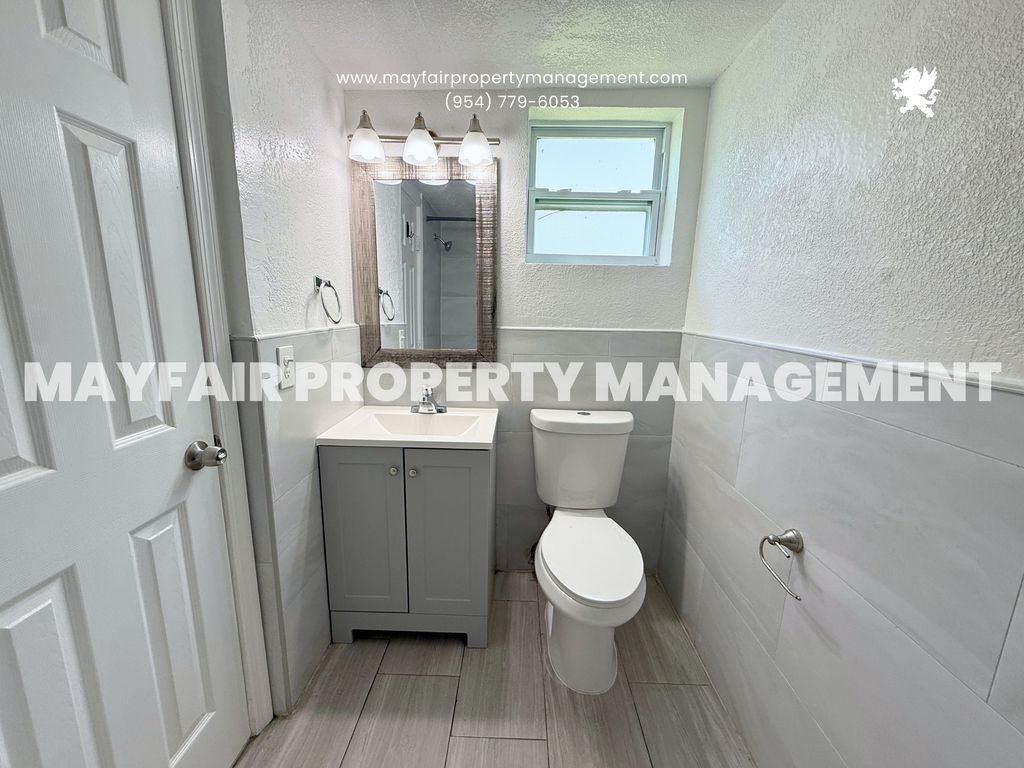 240 SW 8th St #9, photo 8