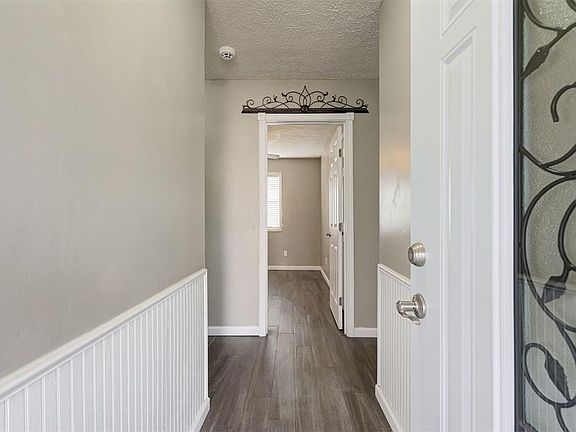 4th image of 8134 SW 38th St