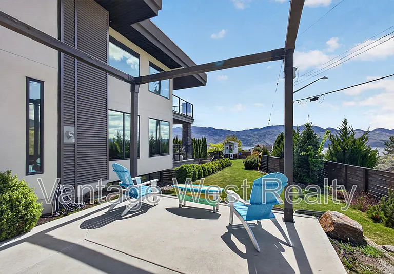 3859 Carrall Rd #1 — Photo 54