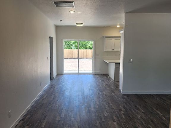 5th image of 2709 College Ave #101 & 102