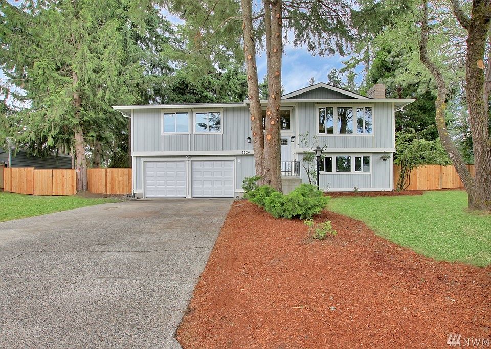 1st image of 3624 221st St E