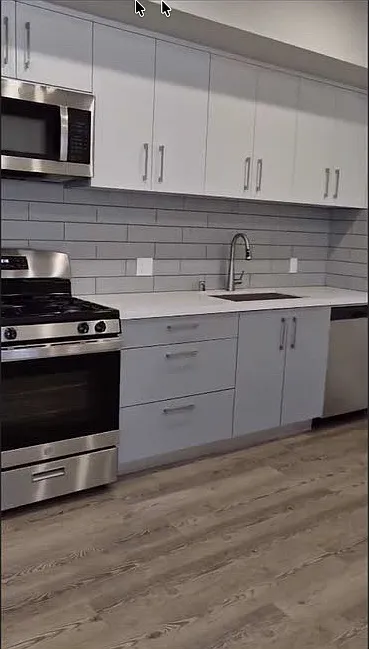 6515 South Crenshaw Boulevard - 307 — Photo 1