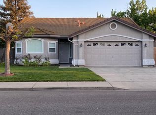 864 Cole Ave, Turlock, CA 95382