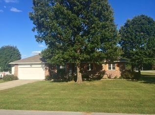 106 Dogwood Trl, Marshfield, MO 65706