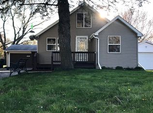 1026 Park Ave, Winthrop Harbor, IL 60096