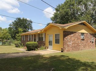 323 Young America Dr, Dothan, AL 36303
