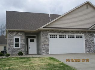 512 Williamson Cir, Angola, IN 46703