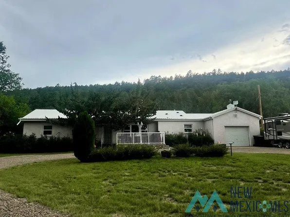 319 State Highway 65 Rd, Las Vegas, NM 87701