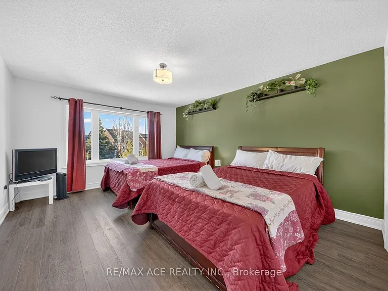 171 Snowbridge Way #26 — Photo 21
