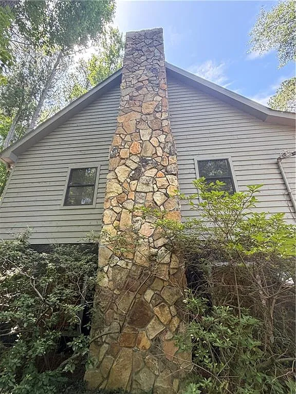 3 bed, 3.0 bath, 2516 sqft, $3,000 — Photo 4