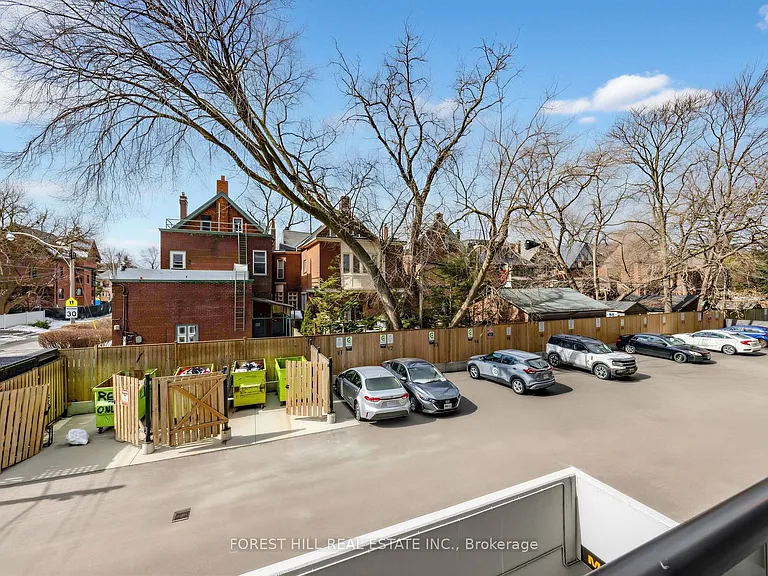 70 Spadina Rd #102 — Photo 29