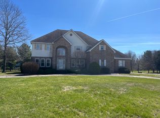 28 Tinsbury, Mattoon, IL 61938