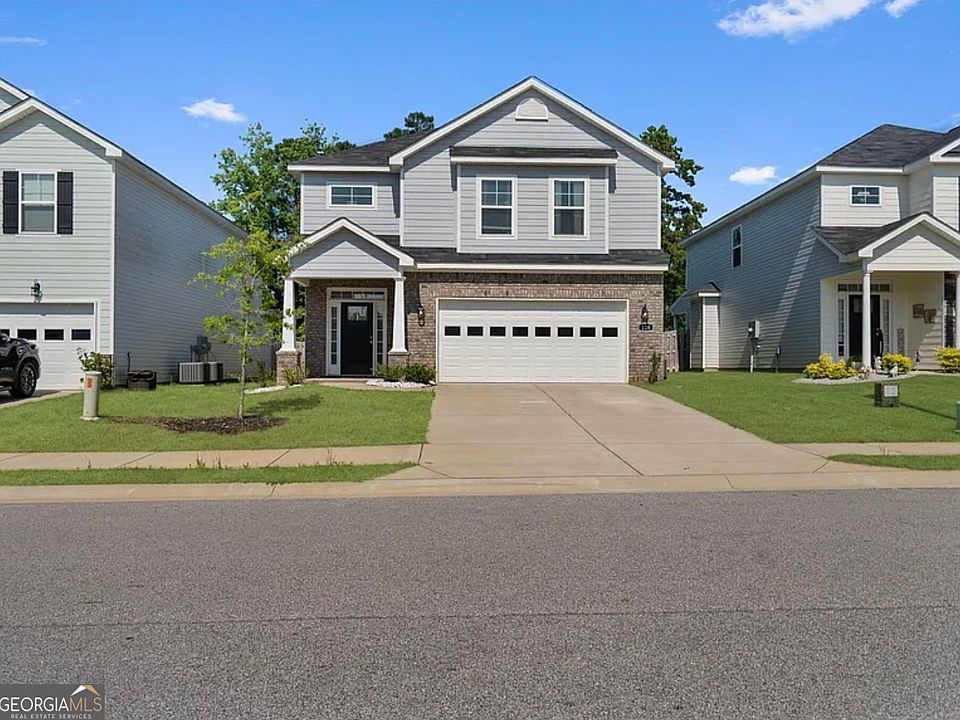 1st image of 120 Dublin Loop