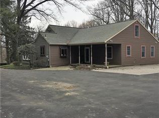 211 E Maitland Ln, New Castle, PA 16105