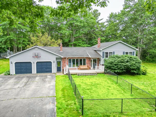 118 Bradford Lane, China, ME 04358
