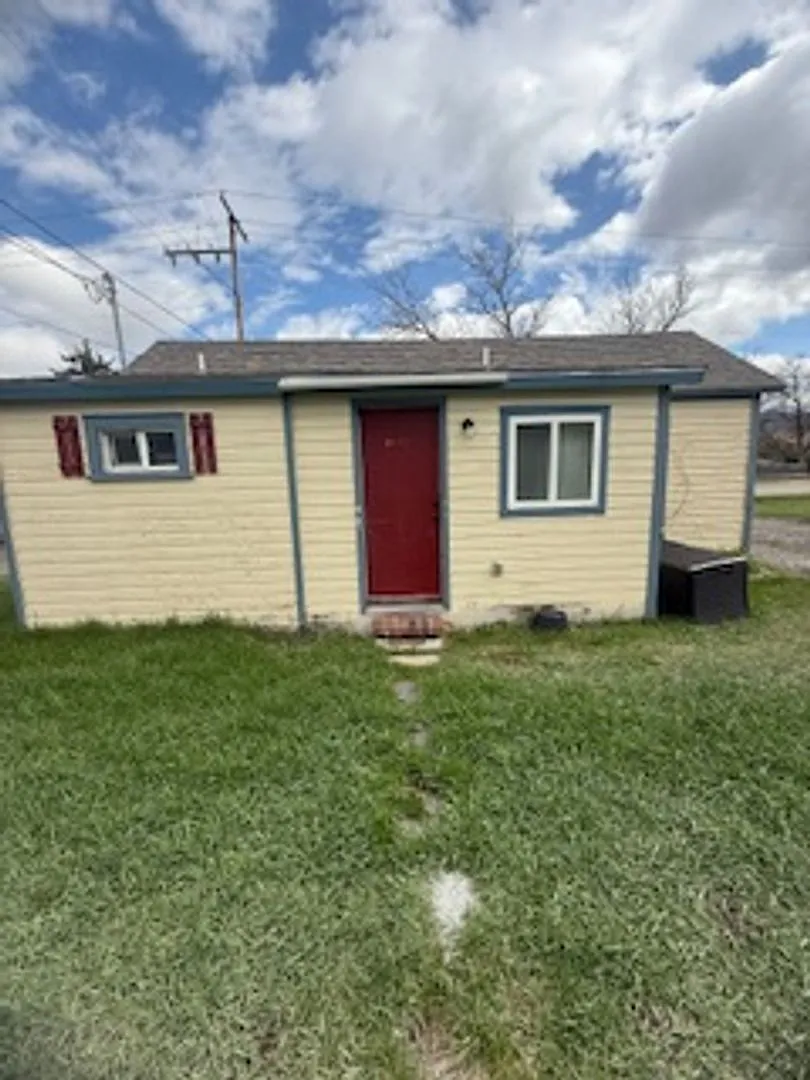 104.5 N K St, Livingston MT — Photo 1