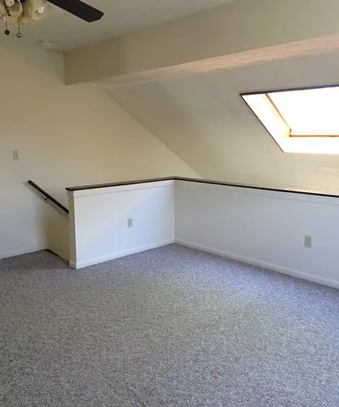 7477 Huntington Dr — Photo 6