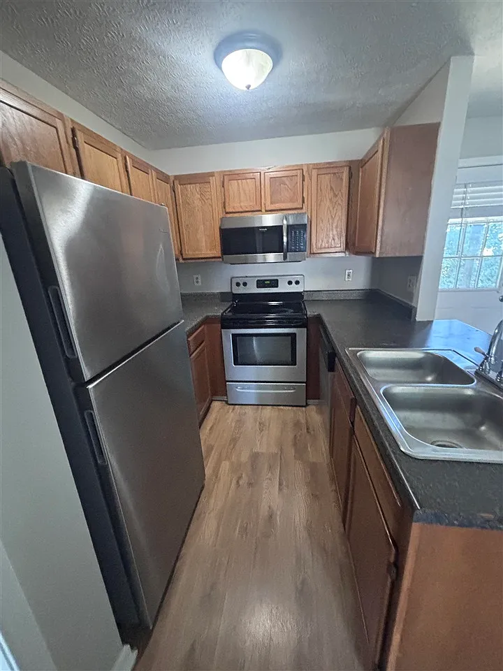 1 bed, 705 sqft, $750 — Photo 3