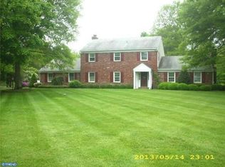 25 Hillside Ln, New Hope, PA 18938