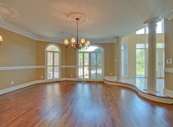 4th image of 2703 Mill Gate Ct SE