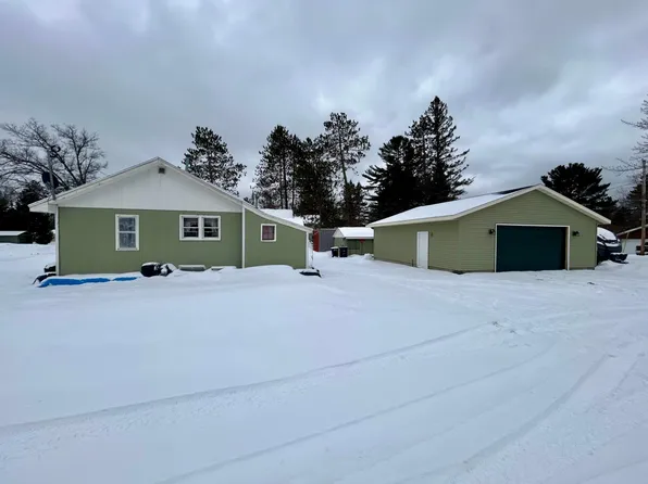 310 6th St S, Eagle River, WI 54521