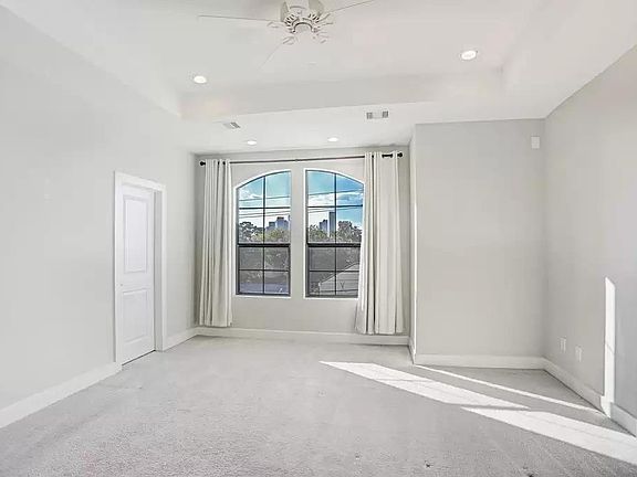 2nd image of 211 Milby St