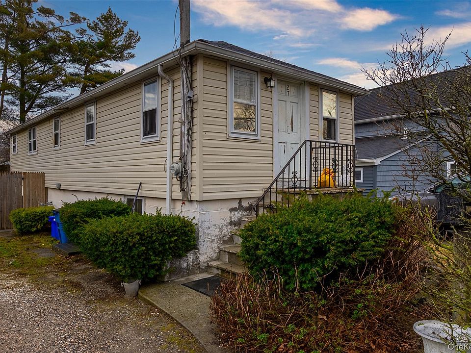 1st image of 27 Pearsall Place