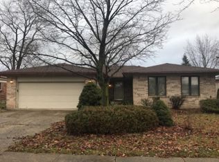 38350 Lincolndale Dr, Sterling Heights, MI 48310