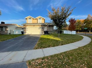 8039 S Old Dairy Rd, Sandy, UT 84094