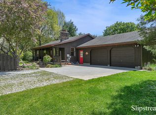 7020 Ten Mile Rd NE, Rockford, MI 49341