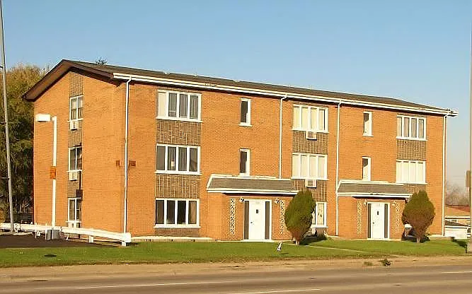 5308 S Harlem Ave — Photo 3