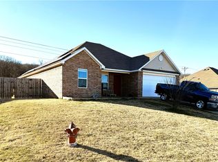 1137 Willow Oak St, Elkins, AR 72727