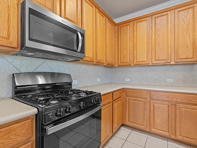 10808 Chippenhook Ct — Photo 18