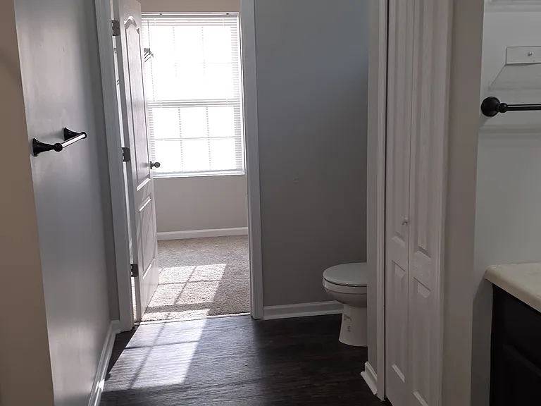 553 Old Salem Dr — Photo 19