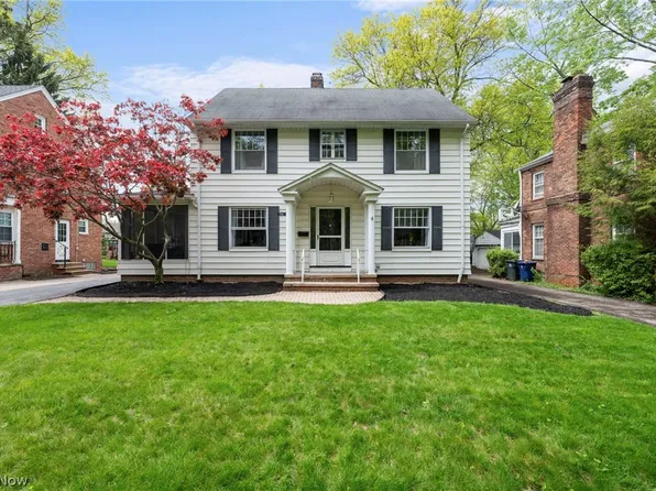 956 Englewood Rd, Cleveland Heights, OH 44121