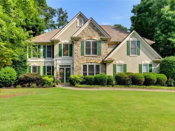 677 River Cove Ct, Dacula, GA 30019