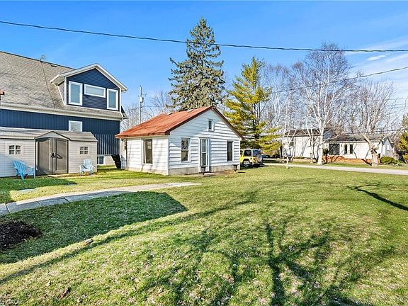 5th image of 11273 Harbourview Rd