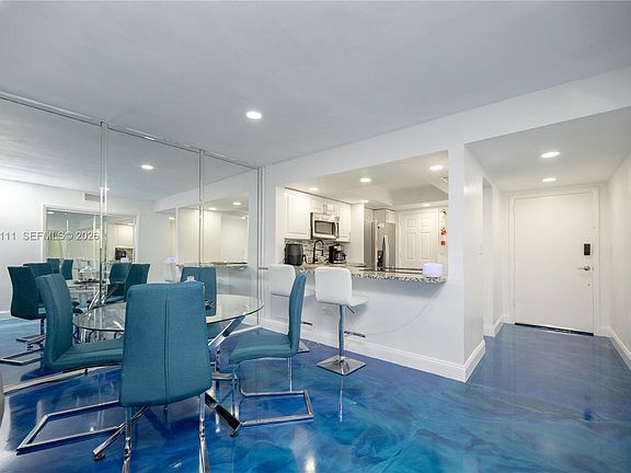4th image of 1551 NE Miami Gardens Dr APT 225