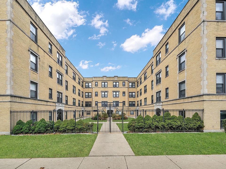 1st image of 5152 N Avers Ave #1