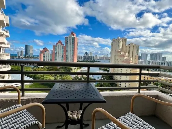 3300 NE 191st St, Aventura, FL