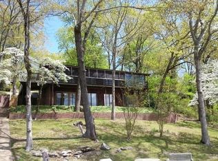 40 Ricky Dr, Muscle Shoals, AL 35661