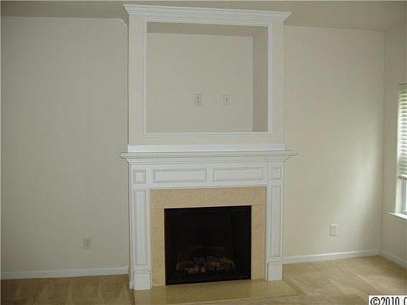 3rd image of 5779 Bent Creek Cres
